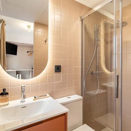 Otel Robson - Smart