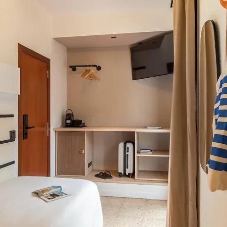 Robson - Smart Otel 2*